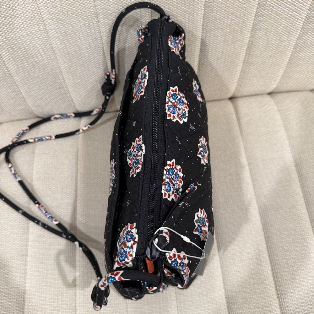 NEW Vera Bradley Foxbury Crossbody Bag Feathery Bouquets Quilted Floral Purse - Picture 4 of 8
